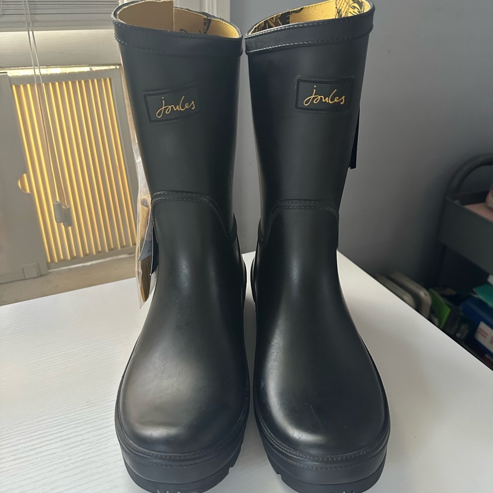 Joules Black Women's Rain boots NWT